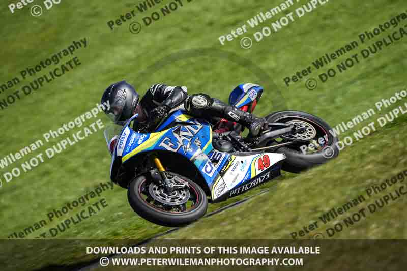 cadwell no limits trackday;cadwell park;cadwell park photographs;cadwell trackday photographs;enduro digital images;event digital images;eventdigitalimages;no limits trackdays;peter wileman photography;racing digital images;trackday digital images;trackday photos